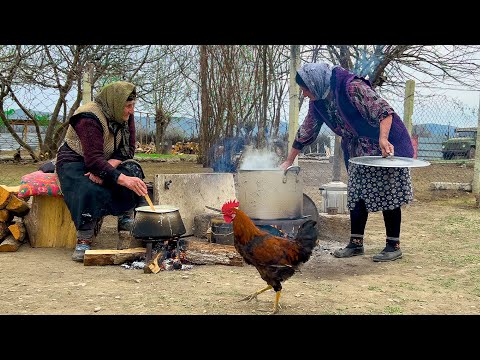 Видео: Бабка готовит довгу и бозбаш! Плов в тандыре! Огромная рыбная готовка! Хинкал традиционное блюдо!