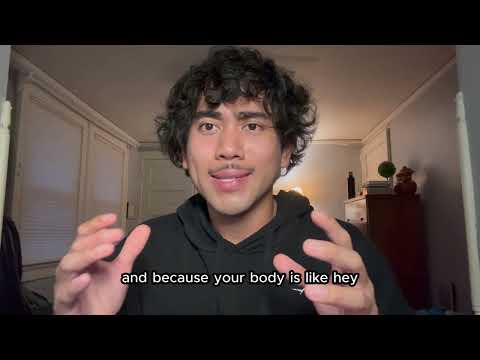 Видео: Почему усталость вызывает социальную тревожность