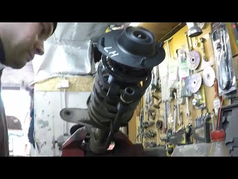 Видео: Установка опоры от Нубиры на Ланос.