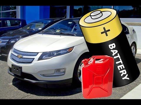 Видео: Заряжается ли батарея Chevrolet Volt при езде на бензине?