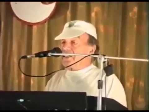 Видео: поёт Владимир Шаинский