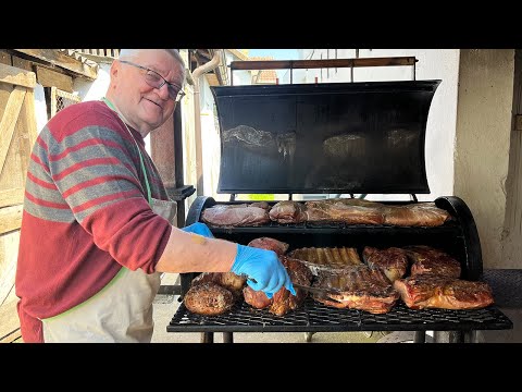 Видео: САМЫЙ СТАРЫЙ МАСТЕР БАРБЕКЮ В МИРЕ! 40кг МЯСА ЕЖЕДНЕВНО!