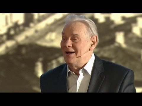 Видео: Ярослав Смеляков. Хорошая девочка Лида