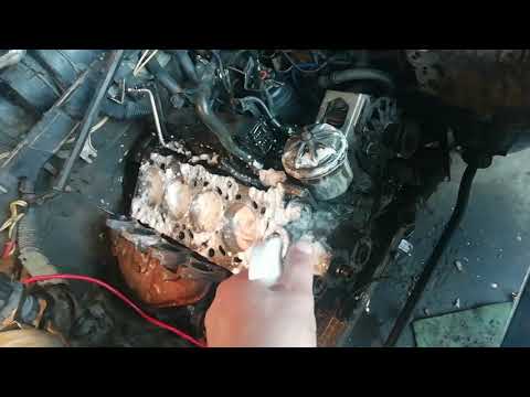 Видео: Эконом ремонт двс! часть2 Разборка двигателя bmw e36 m40(дифектовка)