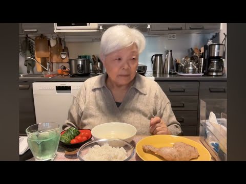 Видео: #ofinBlog Mukbang  Курочка рис 💯👍🏾🍅🍅🍅🥒🥒🥒