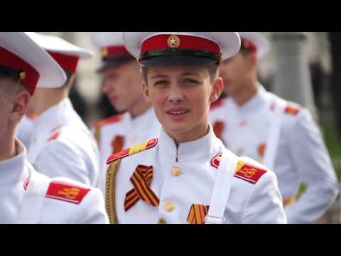 Видео: Екатеринбургское СВУ на параде 9 мая 2019