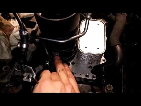 Видео: #002(4) замена фильтра ( масла ) в двигателе  Audi Q7,A6,VW Touareg