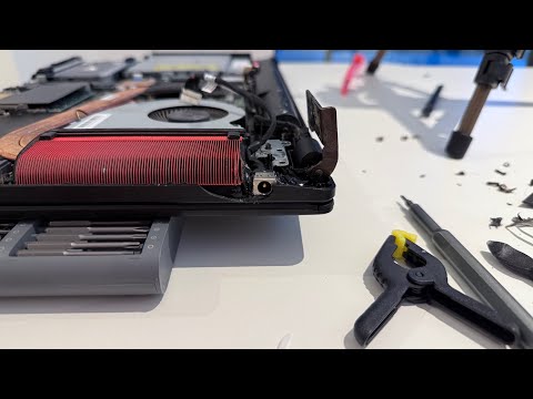 Видео: Asus ROG Strix GL753 - Порт Зарядки Не Заряжается Не Включается