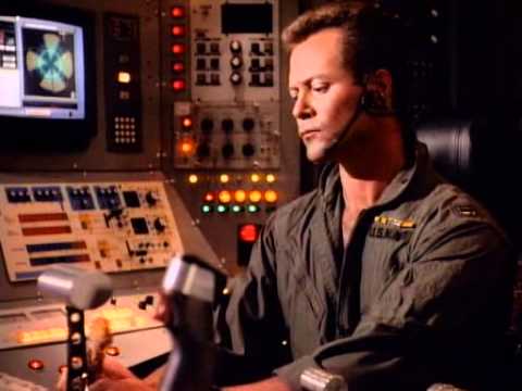 Видео: Thunder in Paradise / Гром в Раю (Фильм - 2) Подарок Судьбы