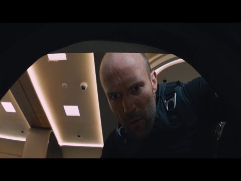 Видео: Форсаж 8 2017 г. (Деккард спасает сына Доминика)