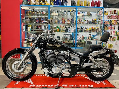 Видео: Обзор Honda Shadow Slasher 400