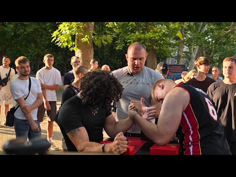 Видео: Прохожие VS силачи - битва на руках!