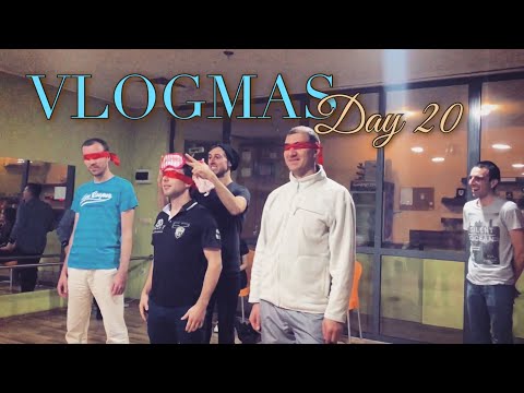 Видео: #20 VLOGMAS - Коледно парти и игри в залата 🎉 +GIVEAWAY 🎁