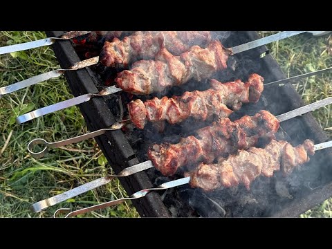 Видео: трудовые будни в деревне