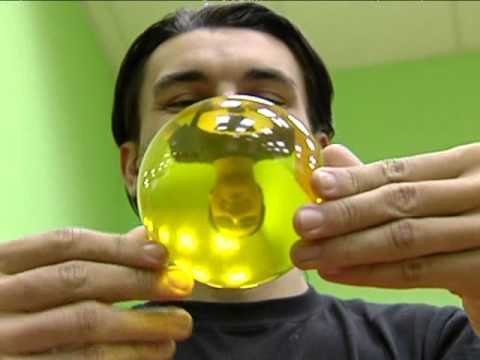 Видео: Рубрика "PRO": контактное жонглирование