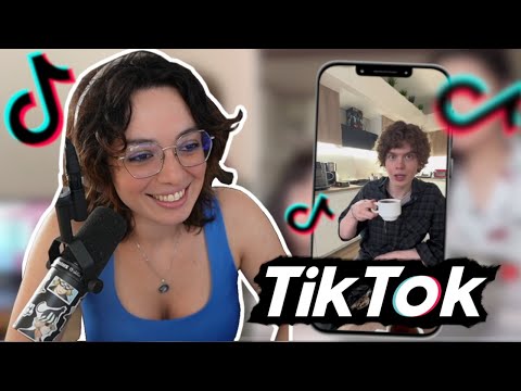 Видео: Коря Смотрит Тик Ток (#1)