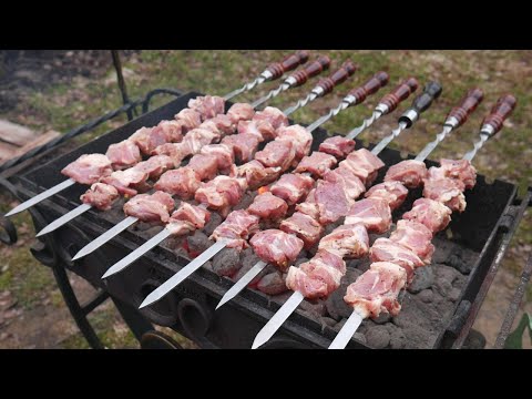 Видео: СОЧНЫЙ и ВКУСНЫЙ ШАШЛЫК. Быстрый МАРИНАД на КИПЯТКЕ. НОВИНКА к СЕЗОНУ 2022!