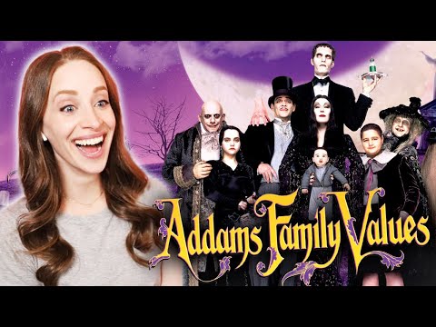 Видео: Первый раз смотрю ЦЕННОСТИ СЕМЕЙКИ АДДАМС. Реакция... Лучше, чем первая часть?!