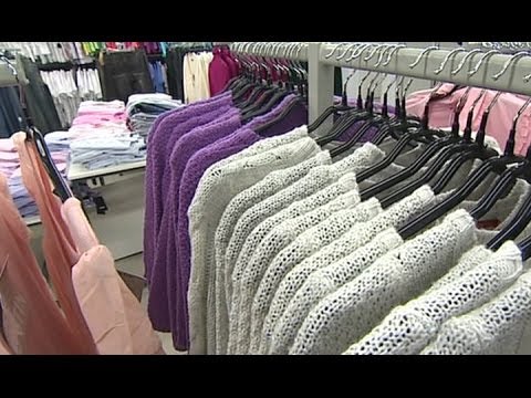 Видео: Одежда, которая делает вас моложе - Все буде добре - Выпуск 326 - 21.01.2014 - Все будет хорошо