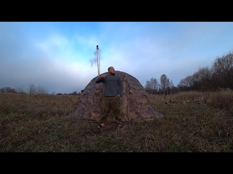 Видео: ЖИВЁМ В ПАЛАТКЕ, НА КРУТОМ ОБРЫВЕ, УТРЕННЯЯ ПРОВЕРКА ДОНОК! СТРАШНАЯ НАЖИВКА, КРЮЧОК В ПАЛЬЦЕ часть3