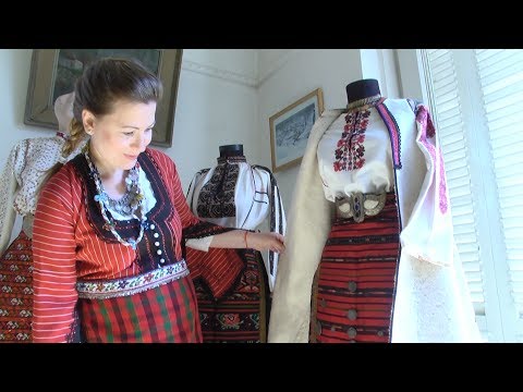 Видео: Трио Калина - колекция от автентични български носии в Казанлък