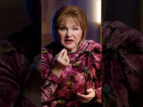 Видео: Звучат в 90 лет