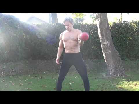 Видео: Упражнения с гирями для  50 +| для мужчин и для женщин Kettlebell 50+