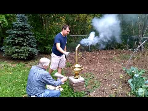 Видео: Brewing Tea Russian style with a 150 year old SAMOVAR - Тульские самовар