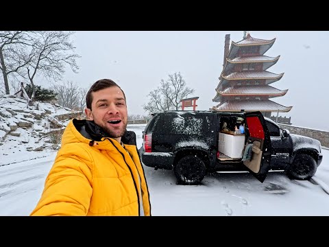 Видео: Как пережить метель, живя в машине
