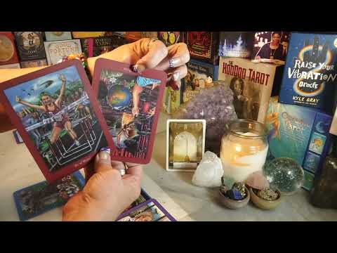 Видео: ВОДОЛЕЙ: Вы находите друг друга в каждой жизни, безумная страсть! Матрица рухнула 010101