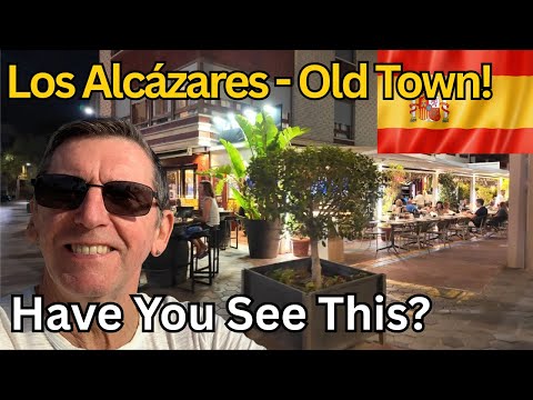 Видео: Старый город Лос-Алькасарес выглядит как никогда прежде после наступления темноты!