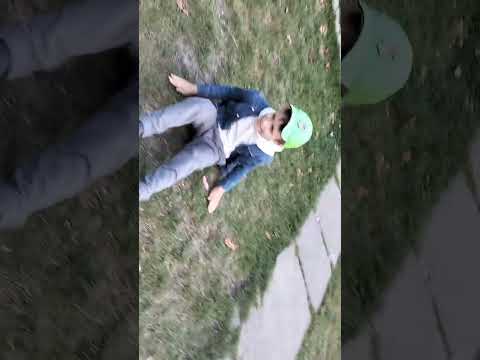 Видео: Мир глазами Жени, клон боится Жени. 