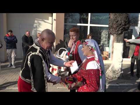 Видео: Сурва Пич Мала 2025