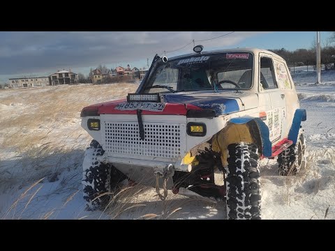 Видео: Зачем Ниве 4линк//.Видео как работает подвеска/.Новая рублика Как это работает.