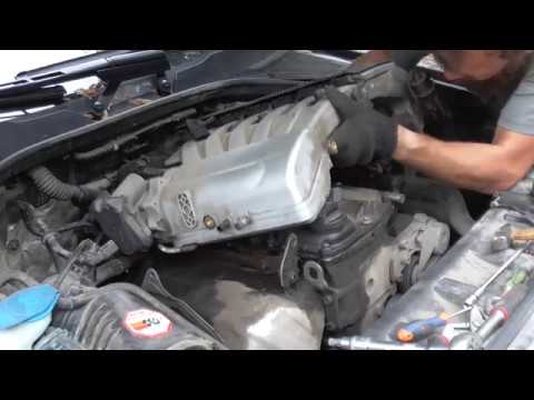 Видео: Замена мембраны клапанной крышки 3.6FSI Q7/Touareg