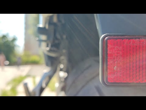 Видео: Обзор Honda Bros 400 - почему его можно купить за 70т.р. (1000$), и почему этого не надо делать