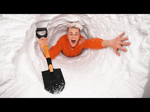 Видео: ПОБЕГ ИЗ 100 СЛОЕВ ПЕНОПЛАСТА ! Было СТРАШНО 😱