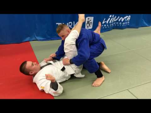 Видео: Дзюдо. Удушающий прием. Judo. Judo choke. Judo shime waza