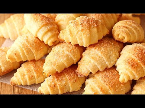 Видео: ТВОРОЖНЫЕ Рогалики!🥐 ПРОСТОЙ РЕЦЕПТ за МИНУТЫ! Творожное ПЕЧЕНЬЕ. Тают ВО Рту. Выпечка к ЧАЮ БЫСТРО!