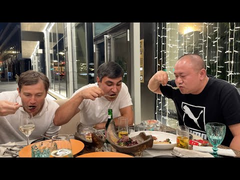 Видео: Китаец пробует высокую Русскую кухню в Московском ресторане Touch Chef's Place & Bar