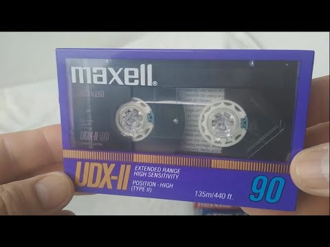 Видео: Аудиокассеты из Чехии 30. Package with audio cassette from Czech Republic 30.