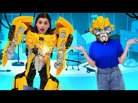 Видео: Игры с Трансформерами - Автобот Бамблби на заводе Роботов! - видео для мальчиков @GulliverRu