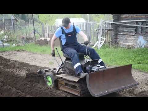 Видео: Нарезка борозд самодельным трактором. Potato furrowing by homemade crawler.