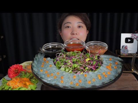 Видео: Сырые креветки🦐Mukbang eating show