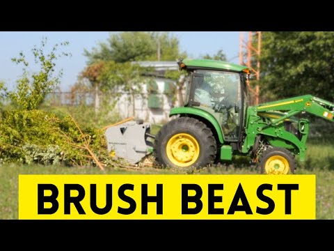 Видео: КОШМАРНАЯ БАШНЯ! Трактор John Deere и кусторез справляются с огромными кучами и деревьями!