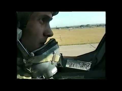 Видео: Самолет Су-24МК, вид из кабины, взлет и посадка // Sukhoi SU-24 Cockpit View Take off and Landing