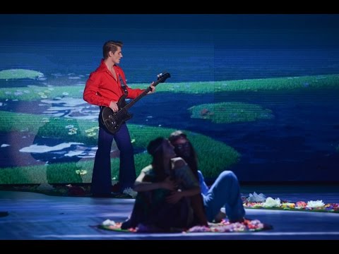 Видео: Алексей Воробьев - Киношлягер " Луч солнца золотого " м/ф Бременские музыканты ( КиношоУ Выпуск 6 )