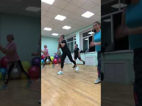 Видео: Тренировка с Полотенцем!