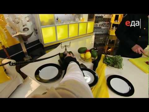 Видео: Клубника с маскарпоне и базиликом