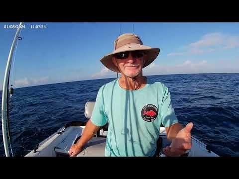 Видео: Ловля красного люциана, спинорога-кипера и большого полосатого люциана в море в районе Панама-Сит...